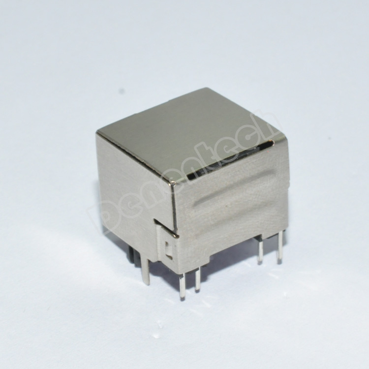 Denentech优质RJ458P8C90度带灯RJ45网络插座接口连接器